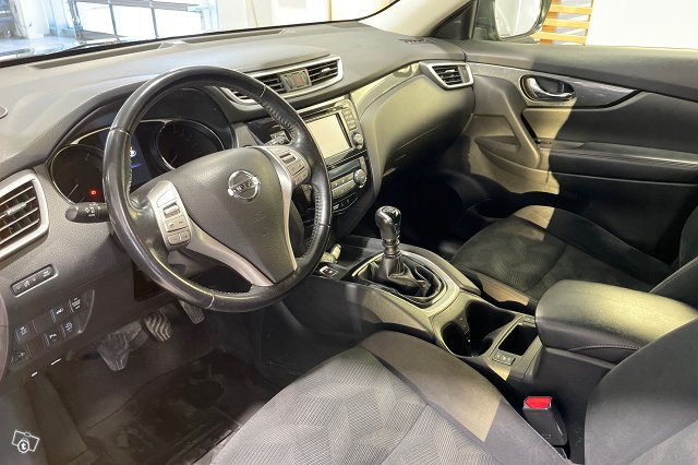Nissan X-Trail 8