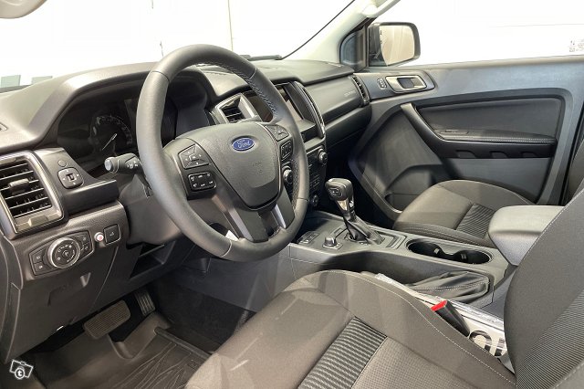 FORD RANGER 8