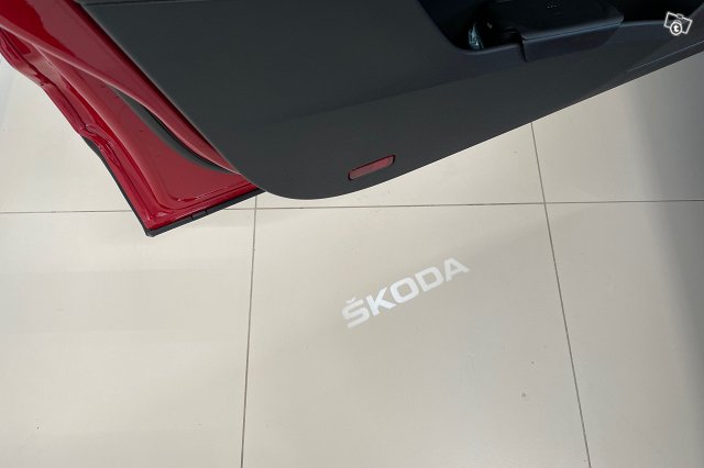 SKODA Karoq 17