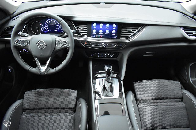 Opel Insignia 15