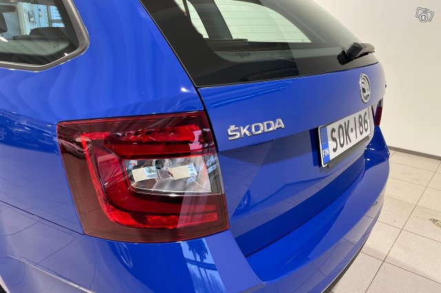 SKODA OCTAVIA 13