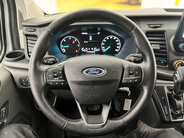 Ford Transit Custom 17