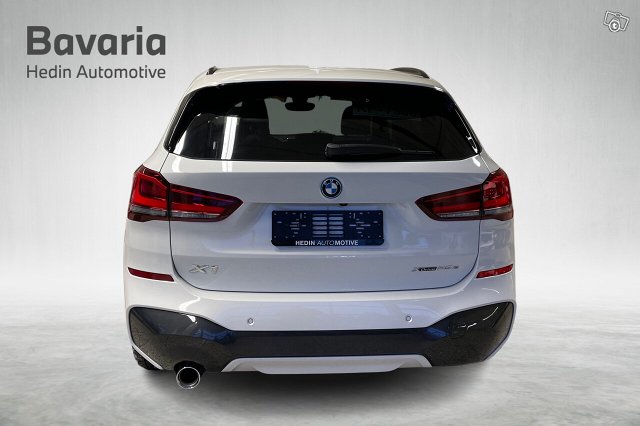 BMW X1 XDrive25e 3