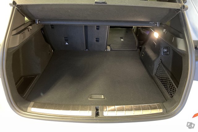 BMW X1 XDrive25e 10