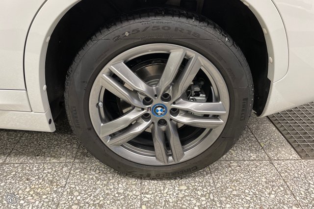 BMW X1 XDrive25e 11