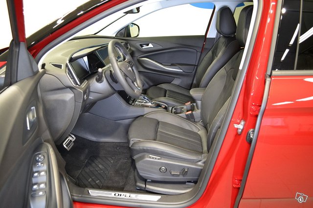 Opel Grandland 10