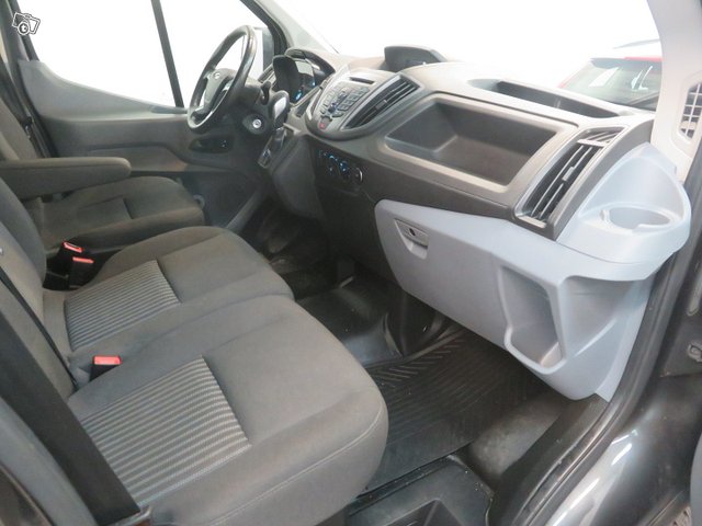 FORD TRANSIT 9