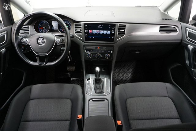 Volkswagen Golf Sportsvan 10