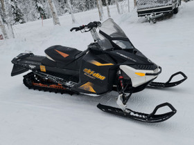 Skidoo Summit 800 -11, Moottorikelkat, Moto, Rovaniemi, Tori.fi Skidoo Summit 800 -11, Moottorikelkat, Moto, Rovaniemi, Tori.fi