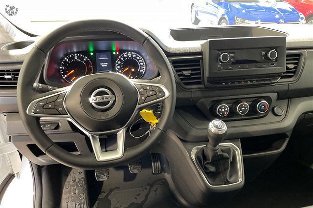 Nissan Primastar 7