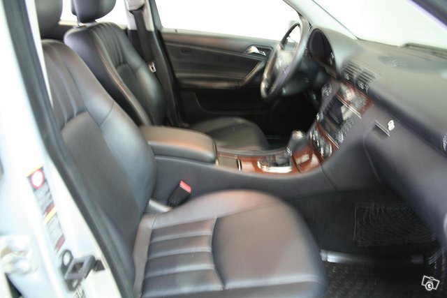 Mercedes-Benz C 10