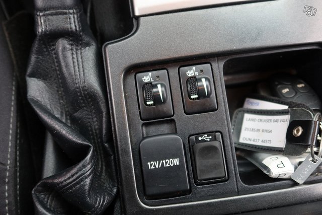 Toyota Land Cruiser 20