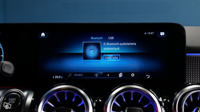 MERCEDES-BENZ EQB 10
