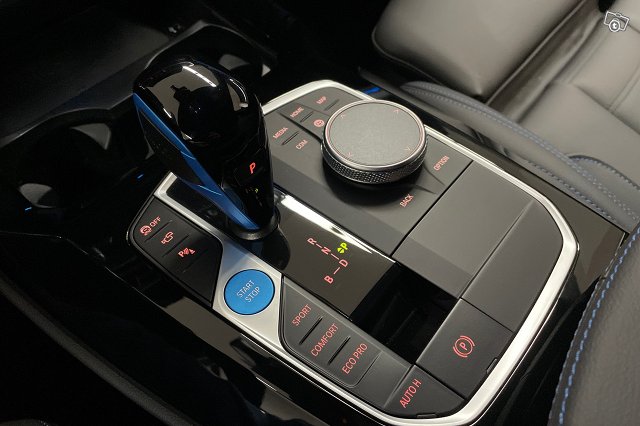 BMW IX3 19