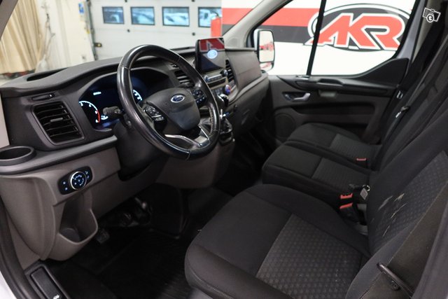 FORD TRANSIT CUSTOM 7
