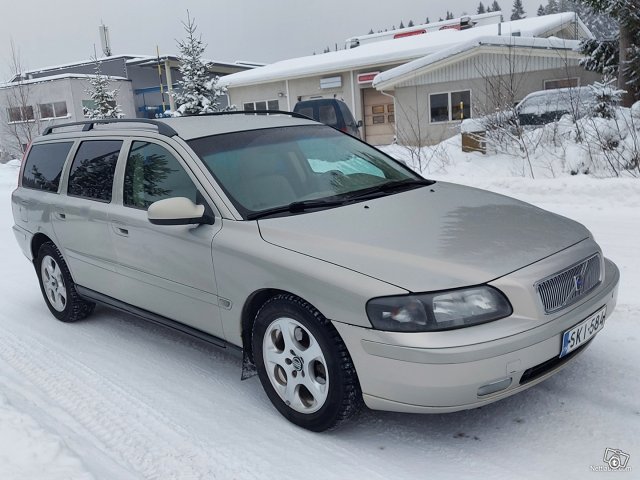 Volvo V70 1