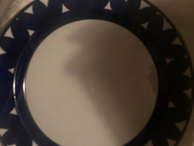 Arabia Sotka, Ruokailuastiat ja aterimet, Keittiötarvikkeet ja astiat, Tampere, Tori.fi Arabia Sotka, Ruokailuastiat ja aterimet, Keittiötarvikkeet ja astiat, Tampere, Tori.fi