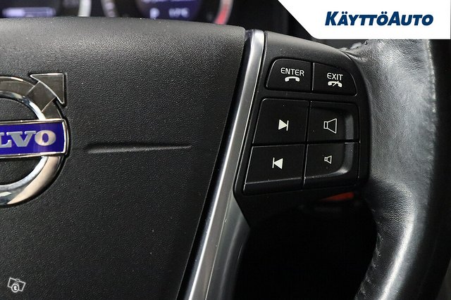 VOLVO XC60 13