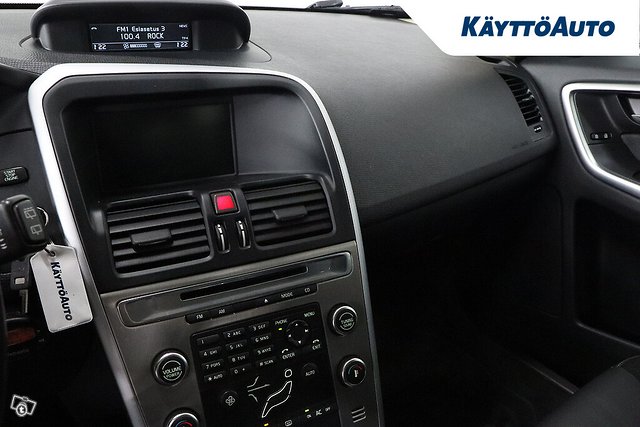 VOLVO XC60 14