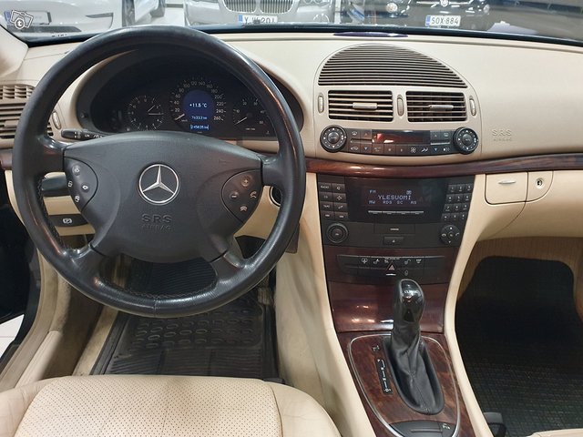 Mercedes-Benz E 5