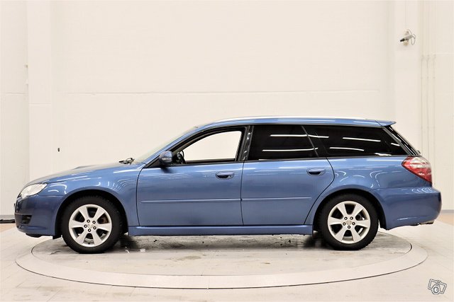 Subaru Legacy 8
