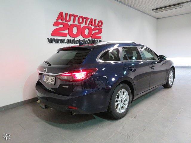 Mazda 6 4