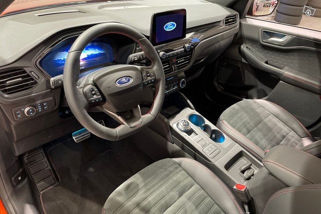 Ford Kuga 8
