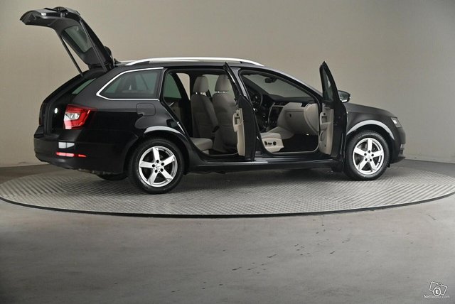 Skoda Octavia 6