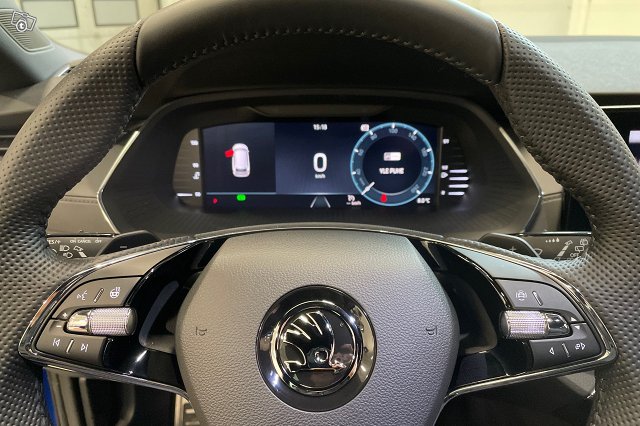 SKODA OCTAVIA 12