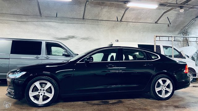 Volvo S90 6