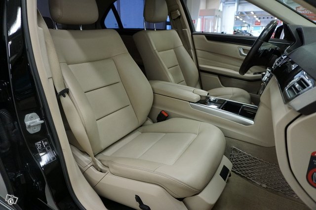 Mercedes-Benz E 12