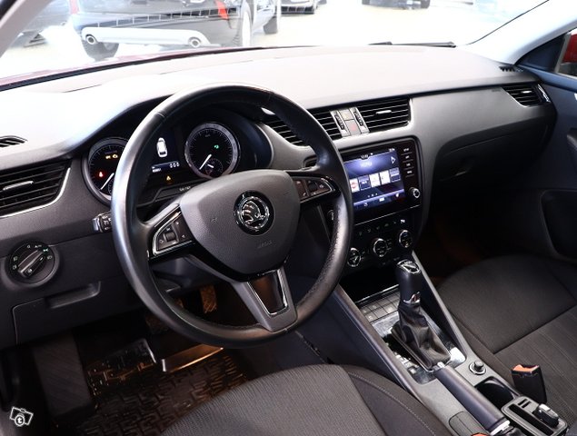 Skoda Octavia 9