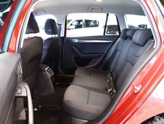 Skoda Octavia 16