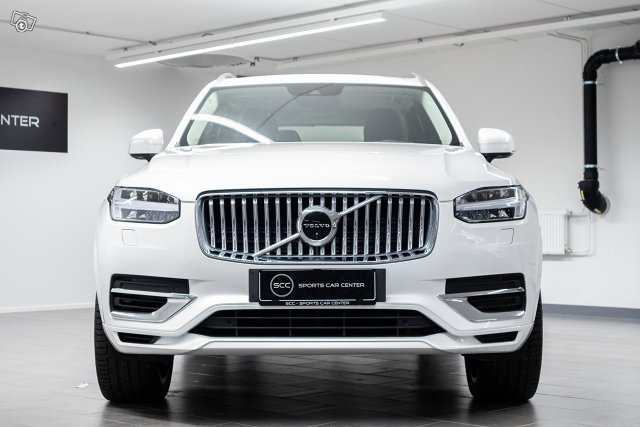 Volvo XC90 4