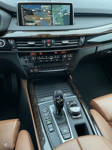 BMW X5 12