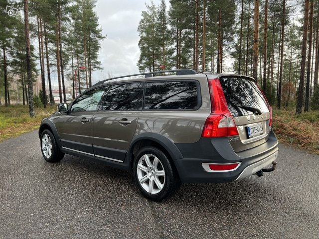Volvo XC70 4