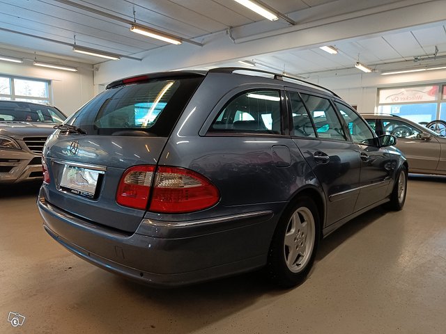 Mercedes-Benz E 3