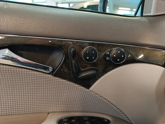 Mercedes-Benz E 12