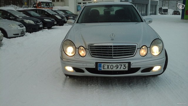 Mercedes-Benz E 2