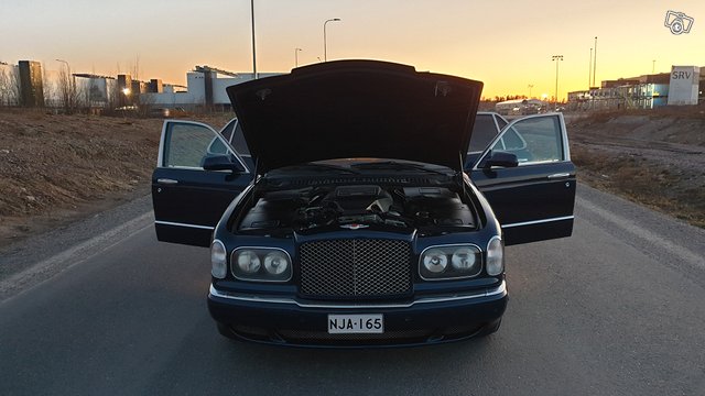 Bentley Arnage 5