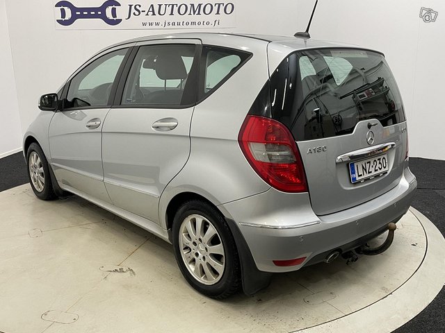 Mercedes-Benz A 4