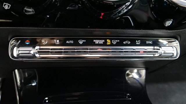 Mercedes-Benz A 17