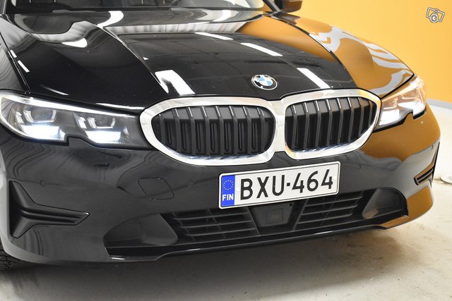 BMW 330 10