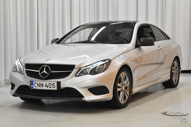 Mercedes-Benz E 4