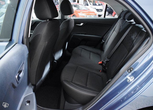 Kia RIO 11