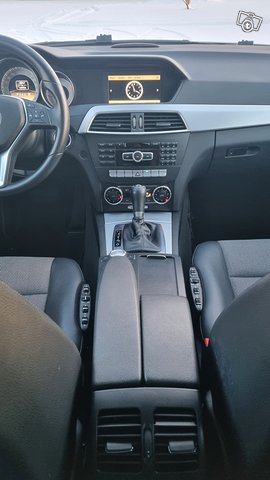 Mercedes-Benz C 250 19