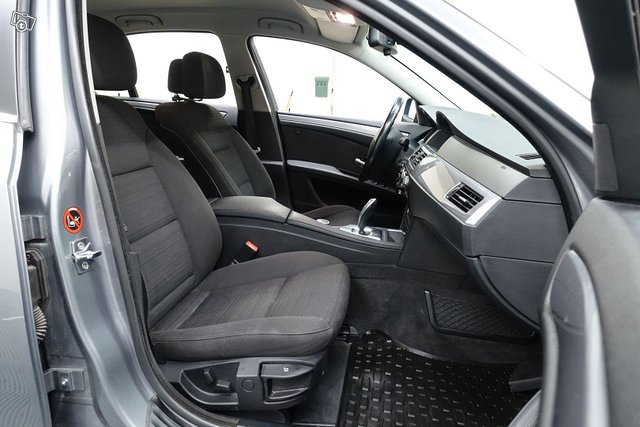 BMW 520 12