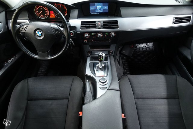 BMW 520 14