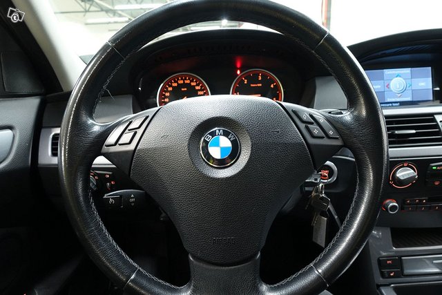 BMW 520 18