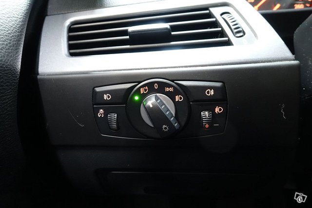 BMW 520 24